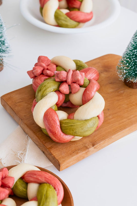 Christmas Wreath Bagel Baking & Decoration Class