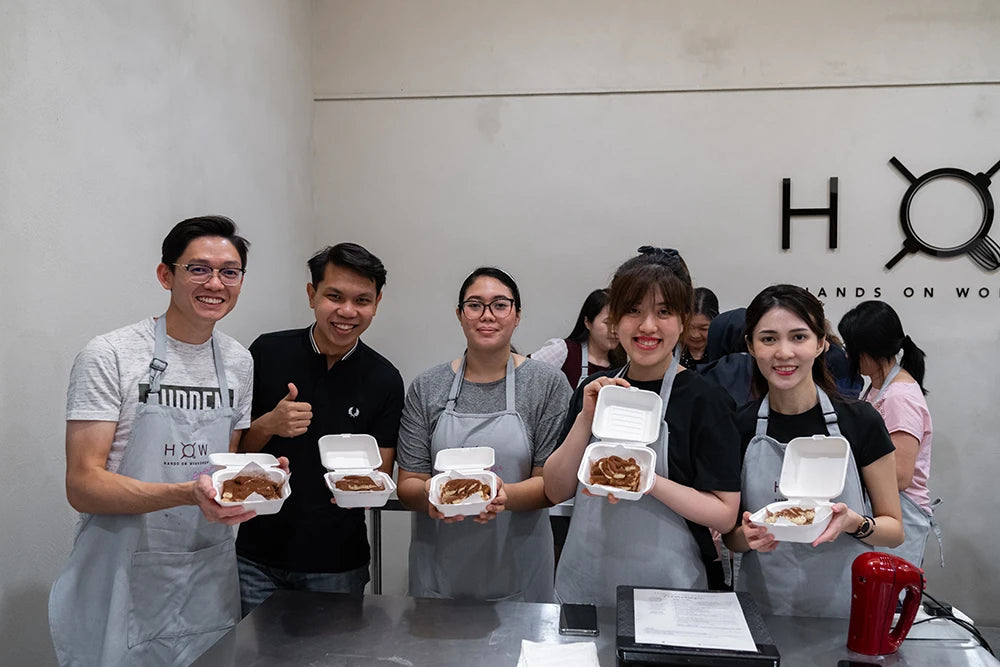 Cake decorating team building