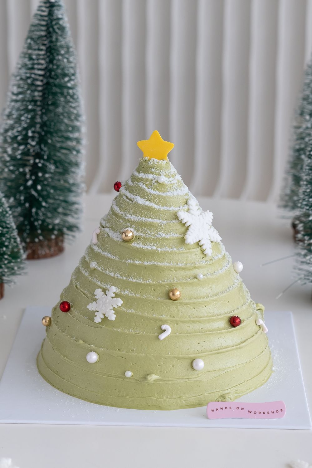 Christmas Tree Cake