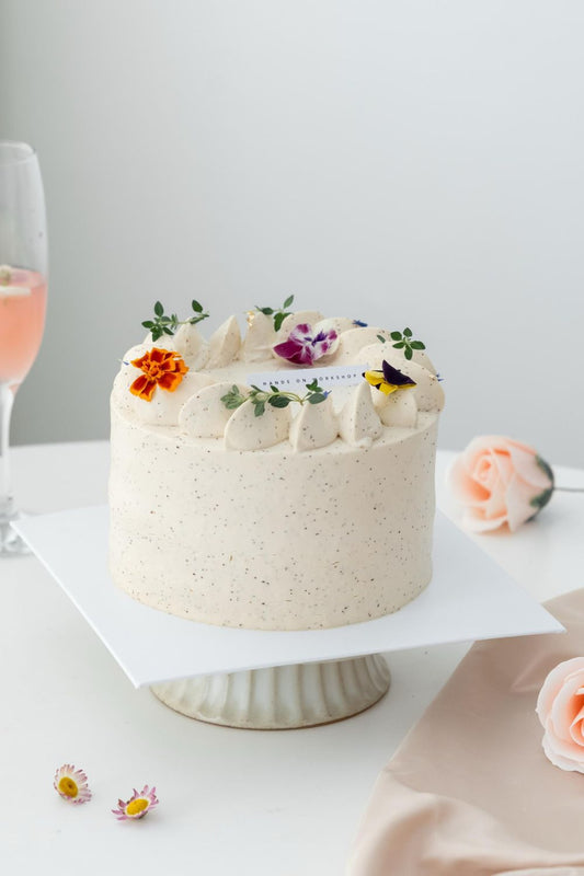 Earl Grey Dark Chocolate Cake Baking & Decorating Class