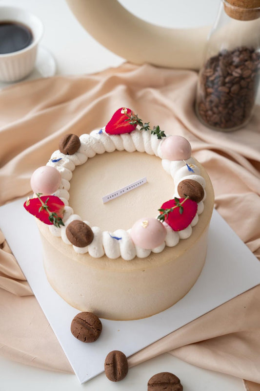 Strawberry Latte Cake Baking & Decoration Class