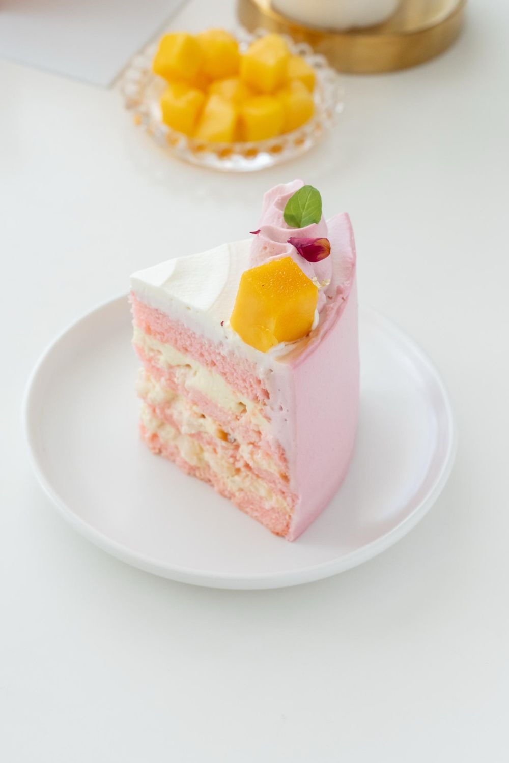 Mango Lychee Cake