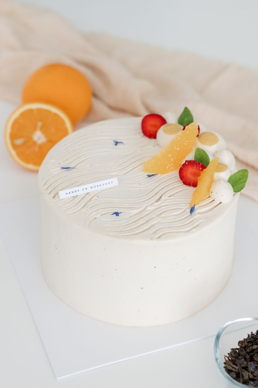 Tie Guan Yin Orange Strawberry Cake Baking & Decorating Class