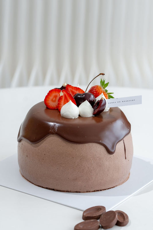 Chocolate Strawberry Dome Cake Baking & Decoration Class