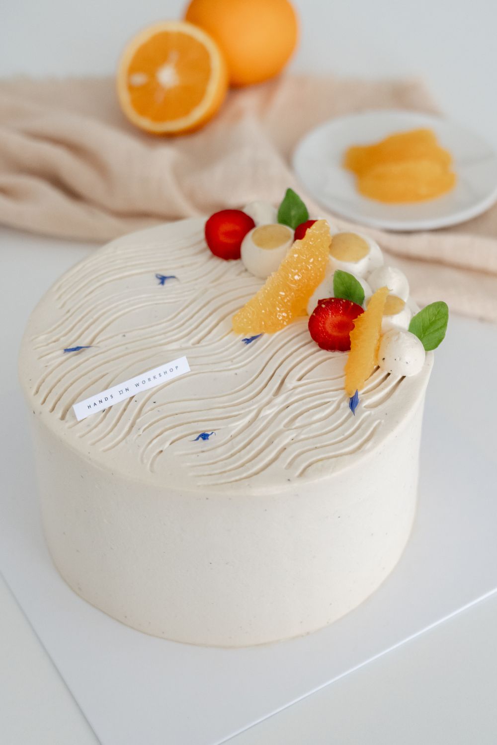 Tie Guan Yin Orange Strawberry Cake Baking & Decorating Class