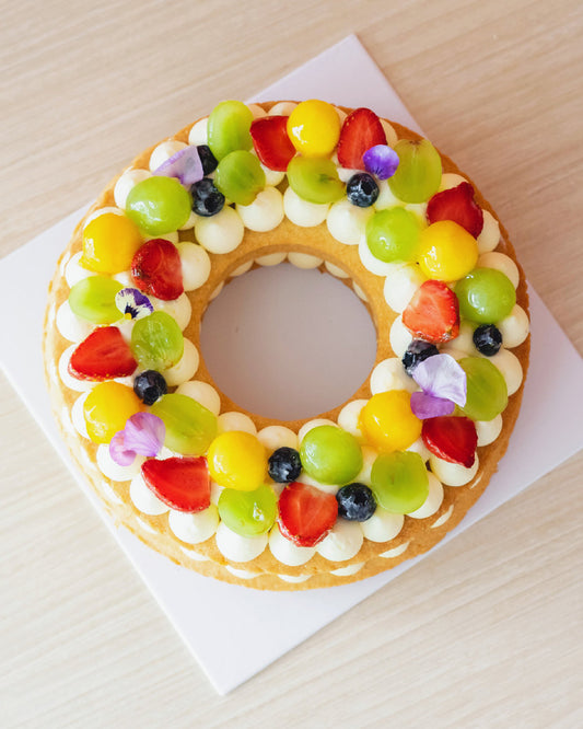 Cream cheese fruit tart