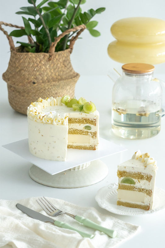 Osmanthus Jasmine Green Grape Cake