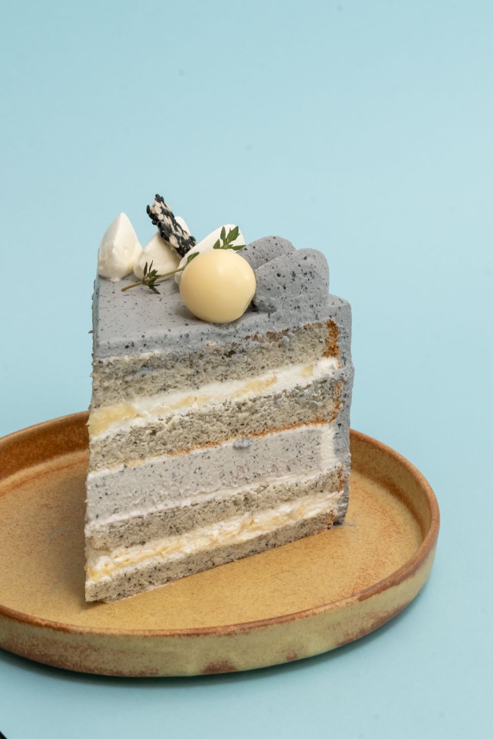 Black Sesame Yuzu Cake