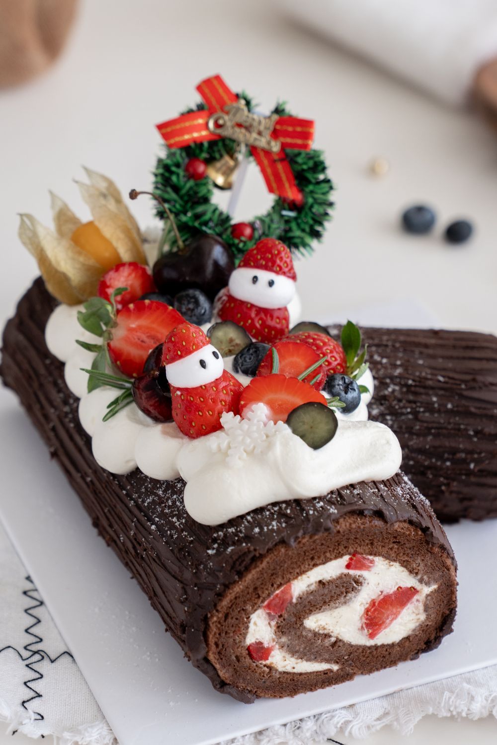 Christmas Yule Log Baking & Decoration Class