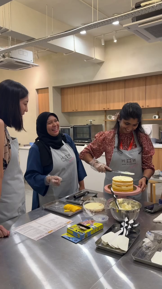 Baking Team Building Team Building Malaysia Selangor & KL | H.O.W. – H.O.W. Academy