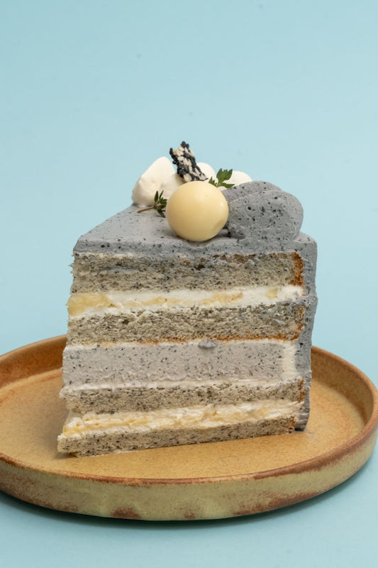 Black Sesame Yuzu Cake
